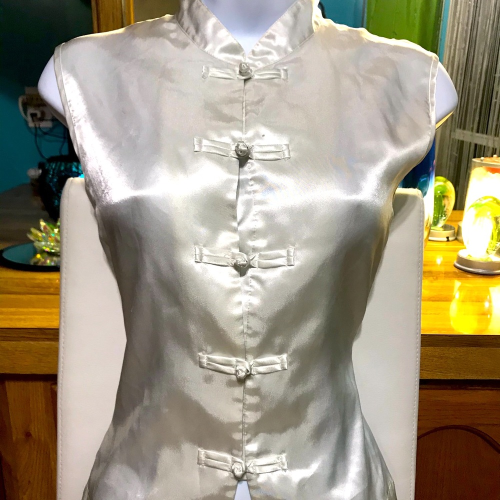 Sexy Oriental sleepwear top